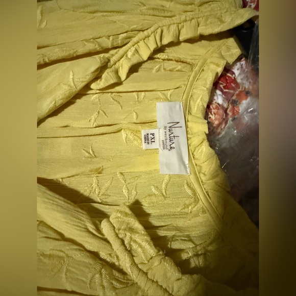 Perfect Spring/Easter/Summer Dress - Picture 5 of 7